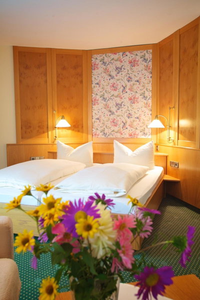 Hotel & Restaurant Dornweiler Hof, Illertissen, Germany