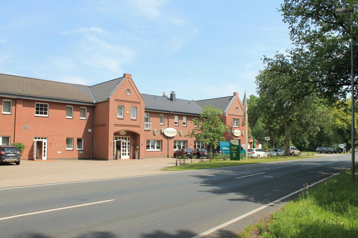 Hotel · Kräuterhotel & Restaurant Heidejäger, Mulmshorn