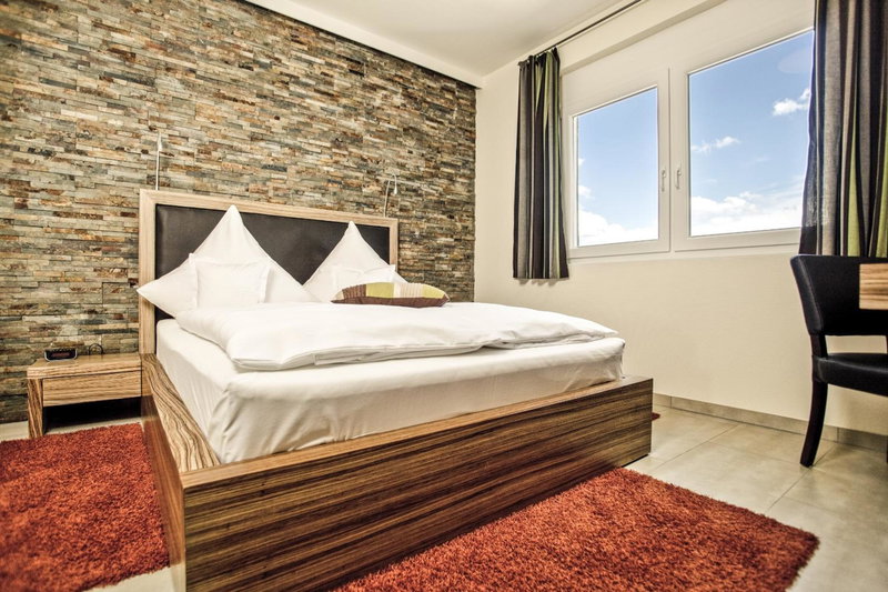 Hotel Maxis - digitaler Self-check-in -, Karlsbad, Germany