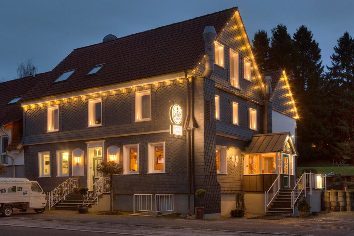 Hotel · Landgasthof Tönnes, Wipperfürth