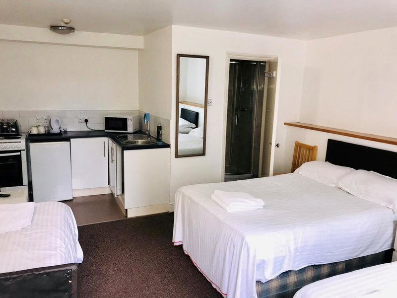 Amhurst Hotel, London, United Kingdom