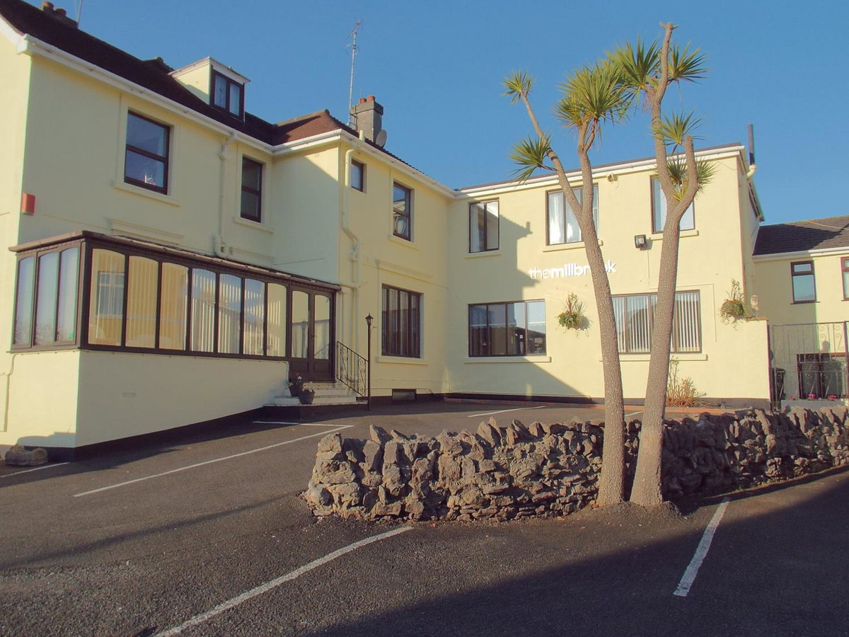 Hotel · The Millbrook B&B, Torquay