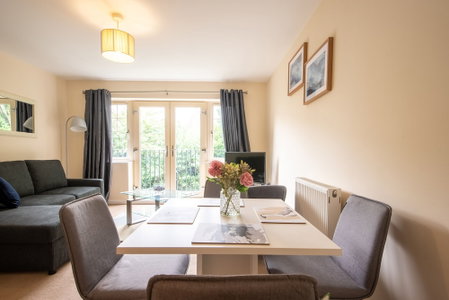 No6, Mansfield, United Kingdom