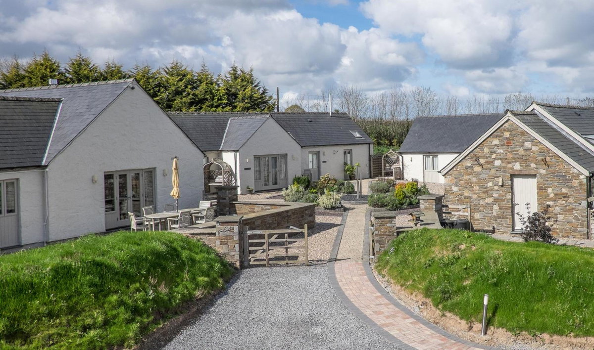 Hotel · Canaston Oaks, Narberth