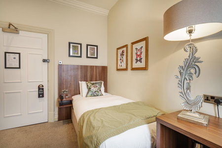 The Kings Head Hotel, Richmond, North Yorkshire - The Coaching Inn Group, Richmond, United Kingdom