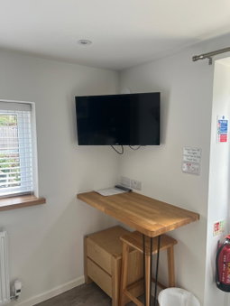 Priory Tearooms Burford with Rooms, Burford, United Kingdom