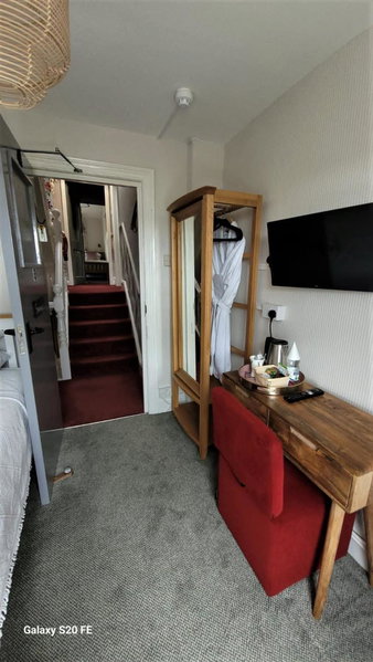 Greylands Guest House, Llandrindod Wells, United Kingdom
