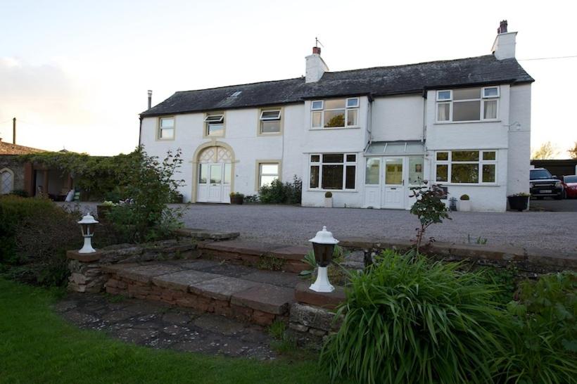 Hotel · The White House Guest House, Penrith