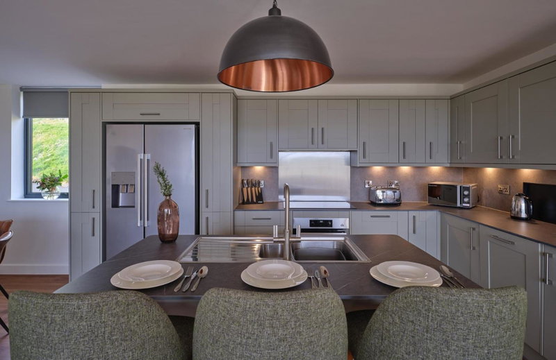 The Mole Resort - Lodges, Chittlehamholt, United Kingdom