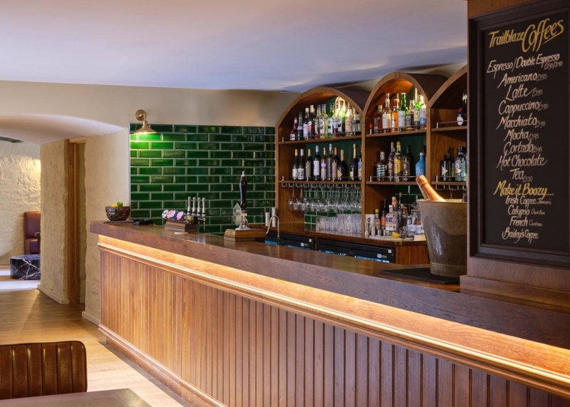 The Mole Resort - Lodges, Chittlehamholt, United Kingdom