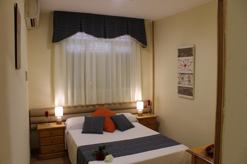 Hotel Cuatro Caños, Alcalá de Henares, Spain