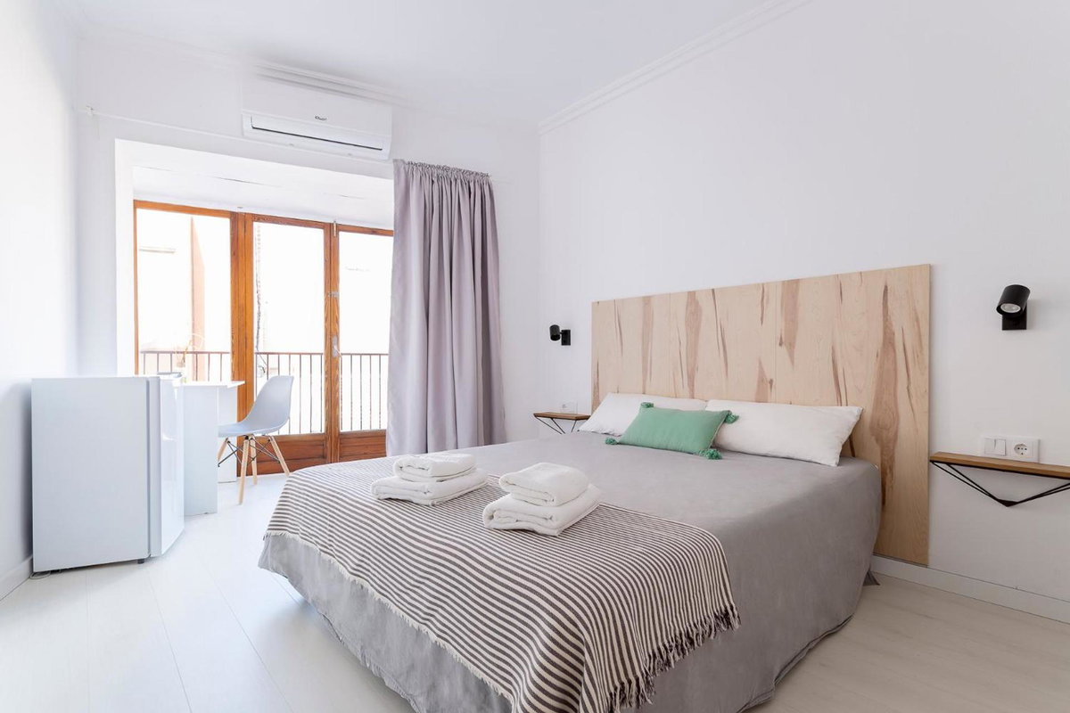Hotel · HB ROOMS - Casa M&J Guest House, Alicante