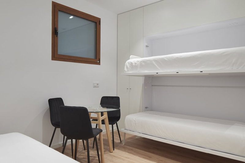 Hotel Iriguibel, Huarte, Spain