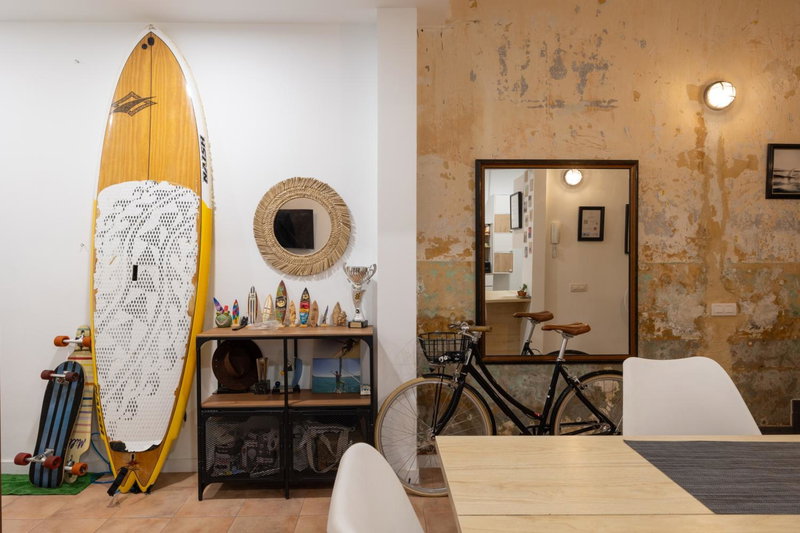 Kite & Surf Nomad House, Las Palmas de Gran Canaria, Spain