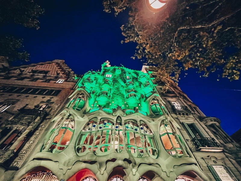 Passeig de Gràcia by Enjoybcn, Barcelona, Spain