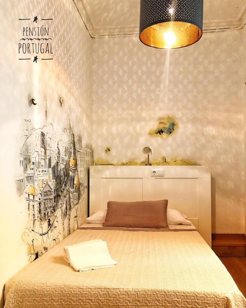 Hostal Portugal, Barcelona, Spain
