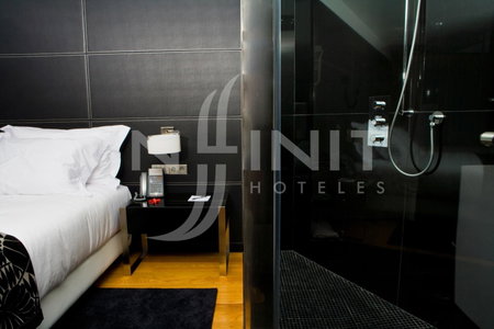 Hotel Inffinit, Vigo, Spain