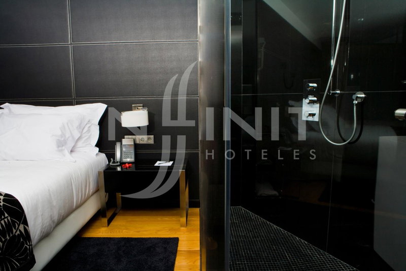 Hotel Inffinit, Vigo, Spain