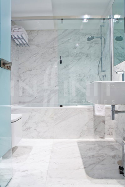 Hotel Inffinit, Vigo, Spain