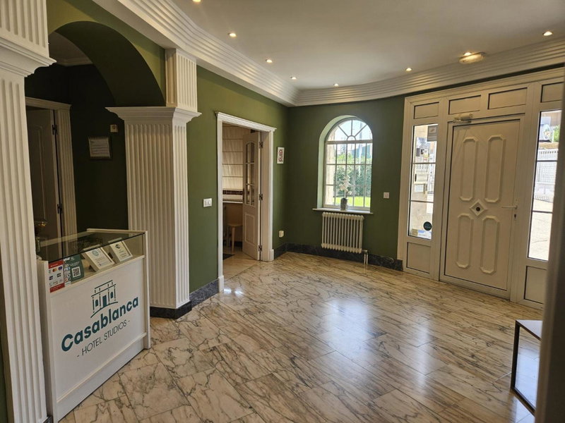 Casablanca Hotel Studios, Santa Marta de Tormes, Spain