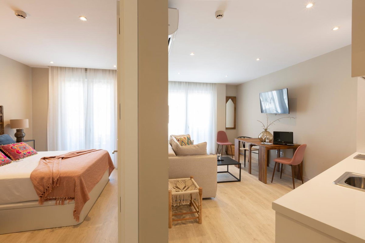 Apartamentos Martalia Arenal, Spain
