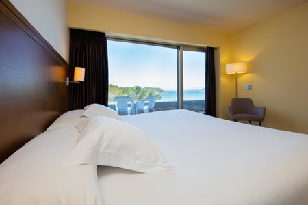 Hotel Thalasso Cantabrico Las Sirenas 4 Superior, Viveiro, Spain