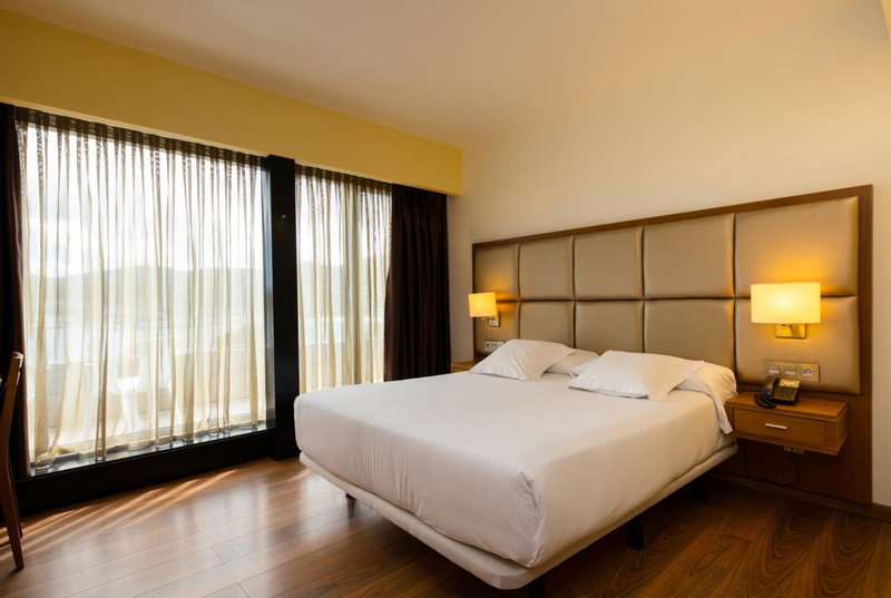 Hotel Thalasso Cantabrico Las Sirenas 4 Superior, Viveiro, Spain
