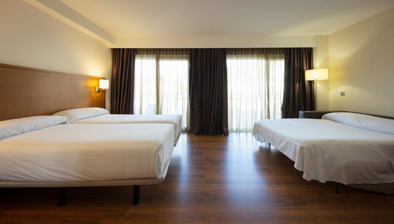 Hotel Thalasso Cantabrico Las Sirenas 4 Superior, Viveiro, Spain