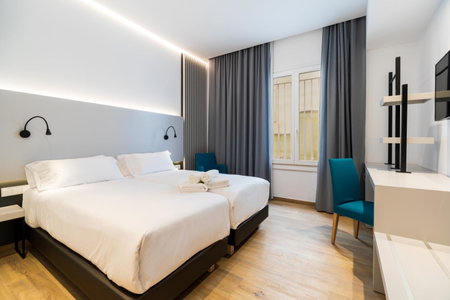 Dormos Hotel, Cádiz, Spain