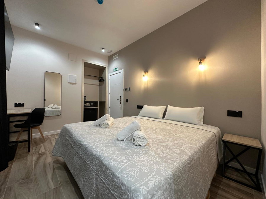 CC Opera Suites, Madrid, Spain