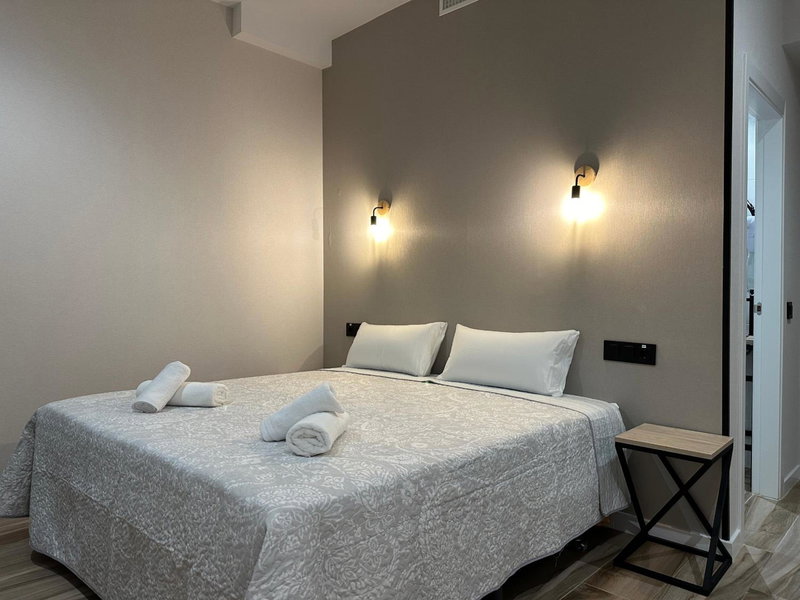 CC Opera Suites, Madrid, Spain