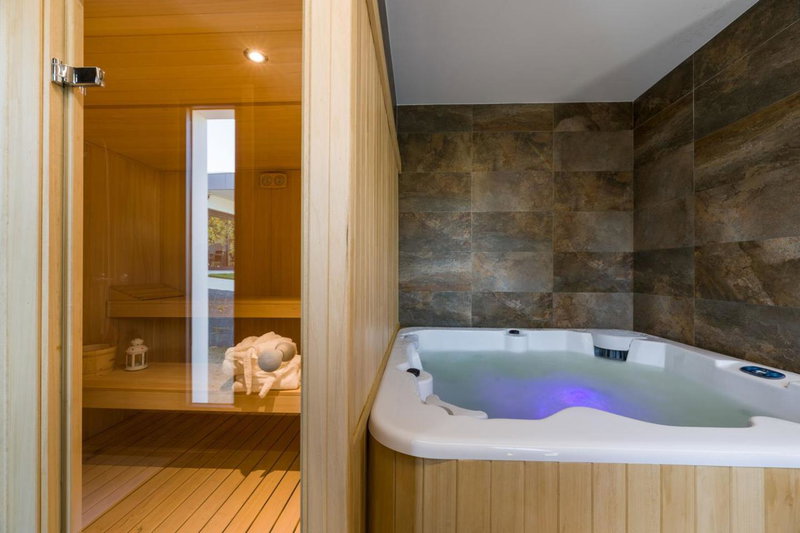 Hotel A Curuxa Wellness, Arzúa, Spain