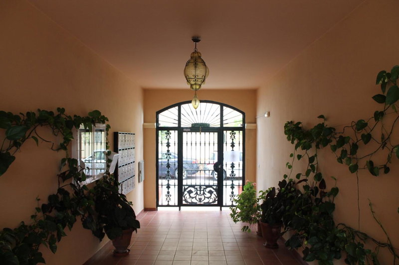 Apartamentos Turísticos Plaza del Olvido, Nerja, Spain