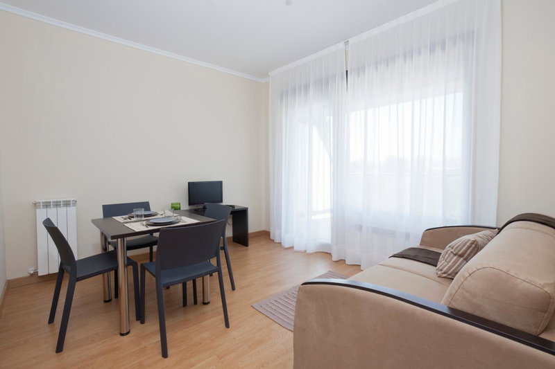 Aparthotel Jardines de Aristi, Vitoria-Gasteiz, Spain