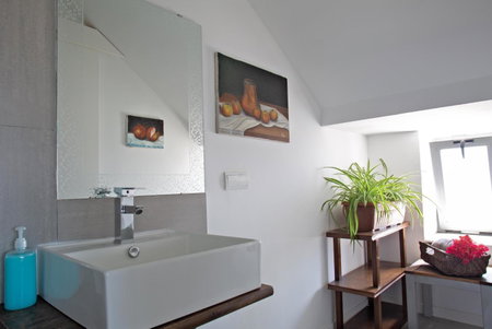 TOLETUM low cost LOFTS dúplex diáfanos o 2dormitorios PARKING Municipal Gratis al aire libre a 100m, Toledo, Spain