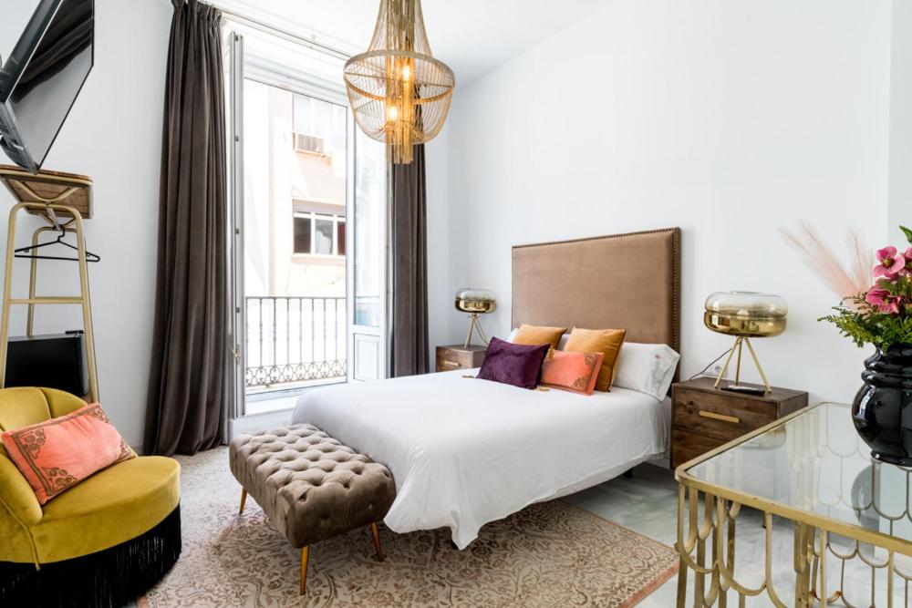 Hostal Roomsole, Spain