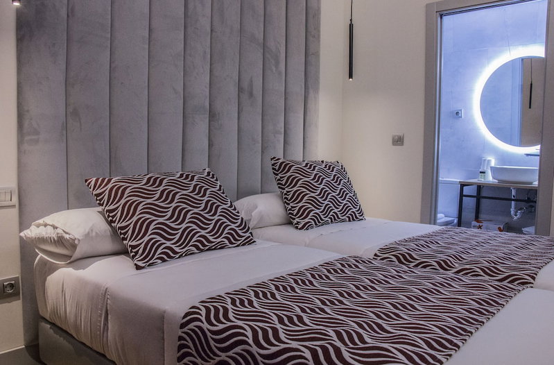 Hostal Juliette & Coworking, Madrid, Spain