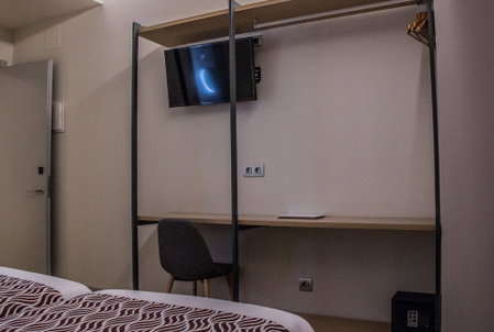 Hostal Juliette & Coworking, Madrid, Spain
