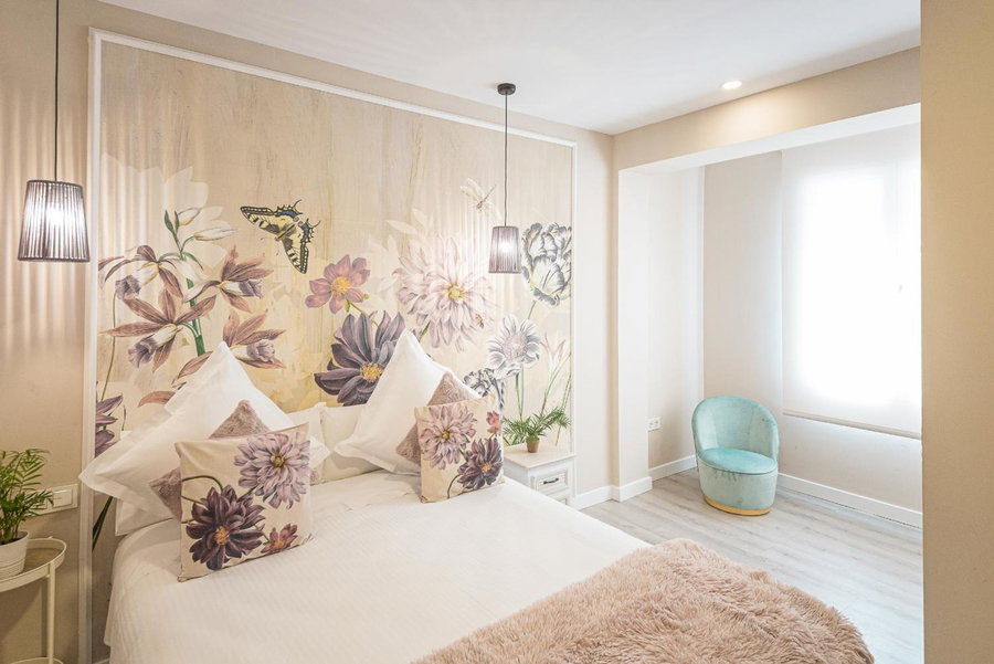 Hostal Plaza Boutique - Solo adultos, Zaragoza, Spain