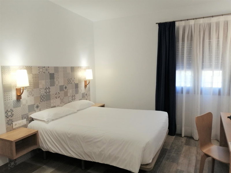 Hostal Restaurante Villa de Brihuega, Brihuega, Spain