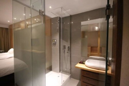 Hotel Menoir Dorsett, Leganes, Spain