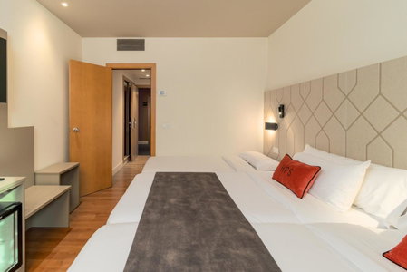 Hotel Puerta Santander, Santander, Spain