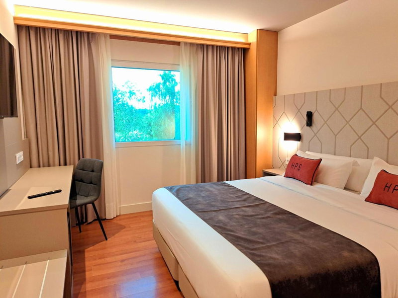 Hotel Puerta Santander, Santander, Spain
