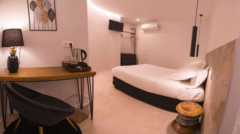 El Silencio Boutique Room, Segovia, Spain