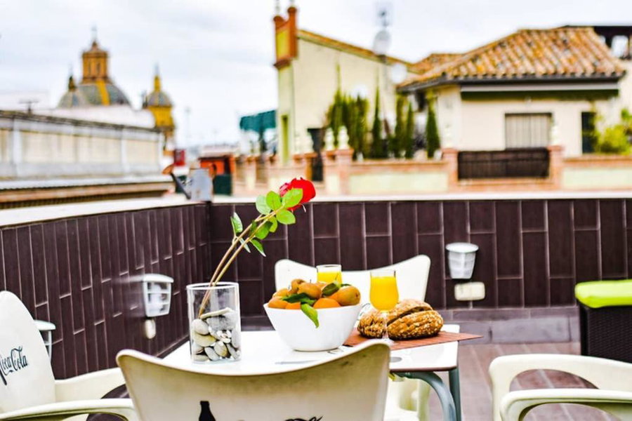 Ático céntrico plaza Moravia ,San Julian., Seville, Spain