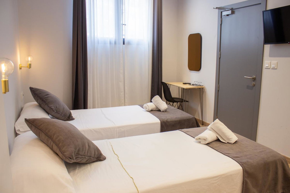 Hotel · Pensión B4R Self check in, Bilbao