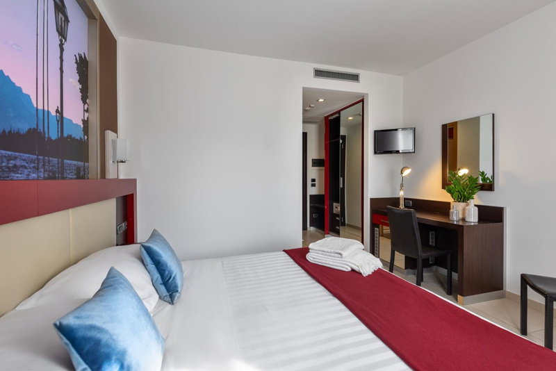Kairos Garda Hotel, Castelnuovo del Garda, Italy