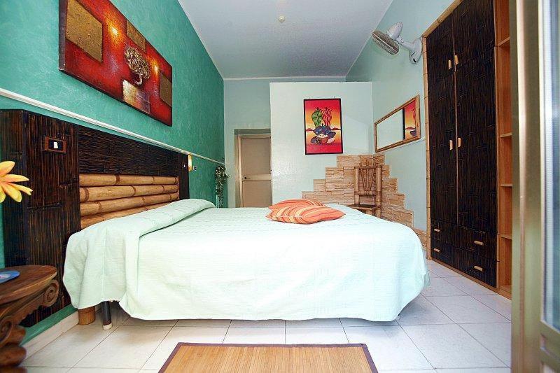 Hotel Ginevra, Naples, Italy