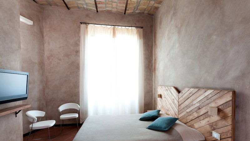Folia B&B, Rome, Italy