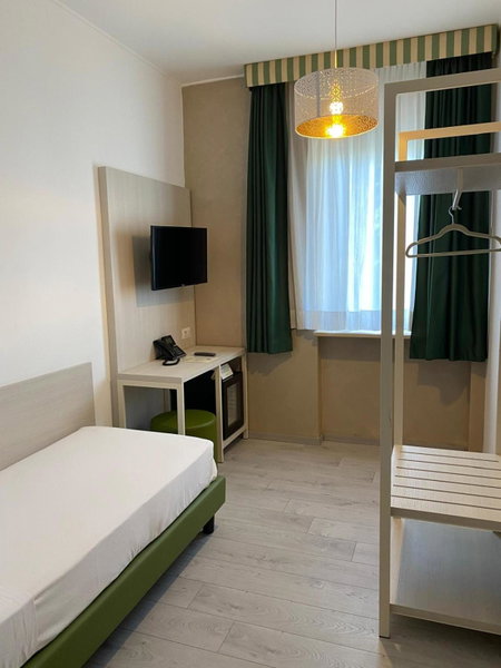 Hotel Embassy, Pero, Italy